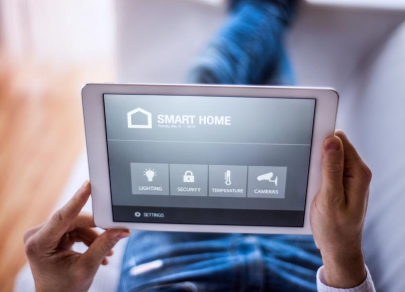 Conectează-ți interfonul la casa inteligentă! Control facil și securitate sporită