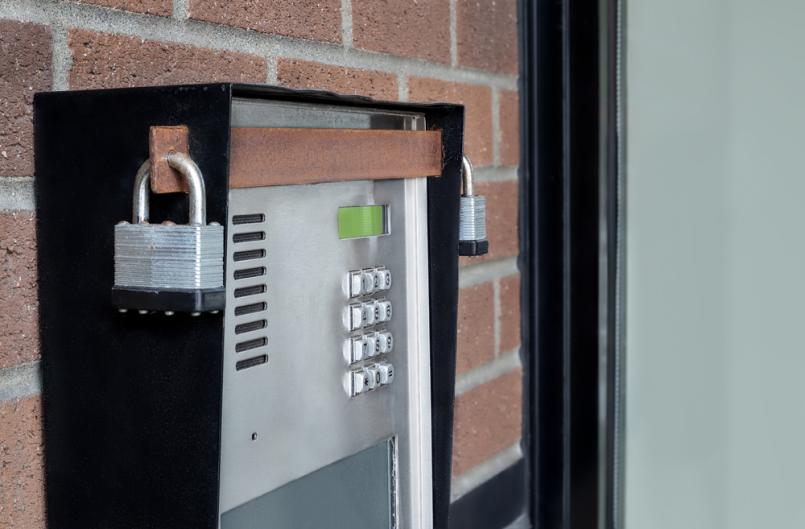 Conectează-ți interfonul la casa inteligentă! Control facil și securitate sporită